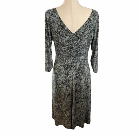 Laundry Grey animal print dress. Gathered in‎ front. Deep V. Long sleeve size M - Picture 2 of 6